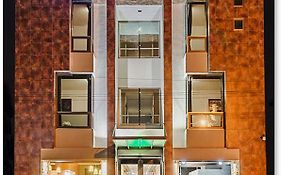 Hotel Petit